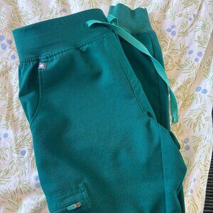 FIGS Hunter Green Zamora Jogger Scrubs